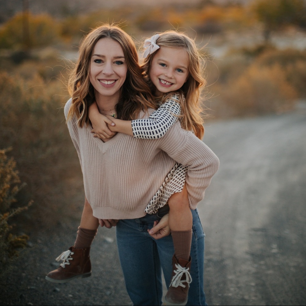 Meet your Posher, Jena